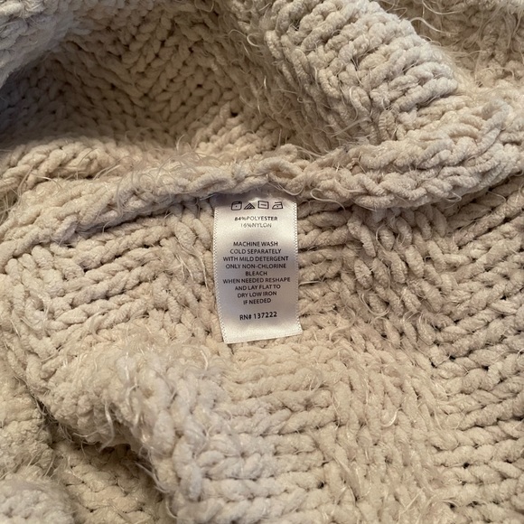 Willow and Wind ivory sweater - Picture 2 of 4
